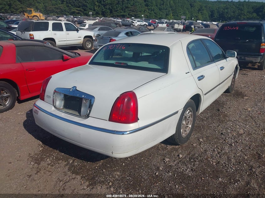 1999 LINCOLN TOWN CAR auction photo 4