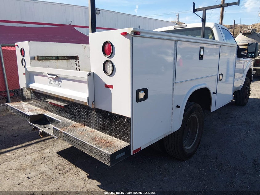 2016 FORD F-350 CHASSIS auction photo 4