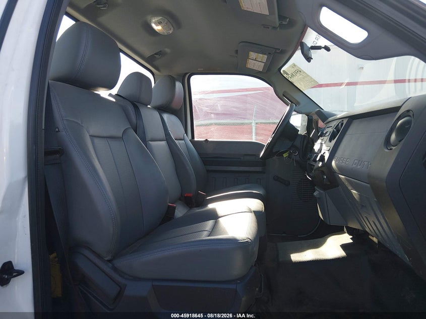 2016 FORD F-350 CHASSIS auction photo 5