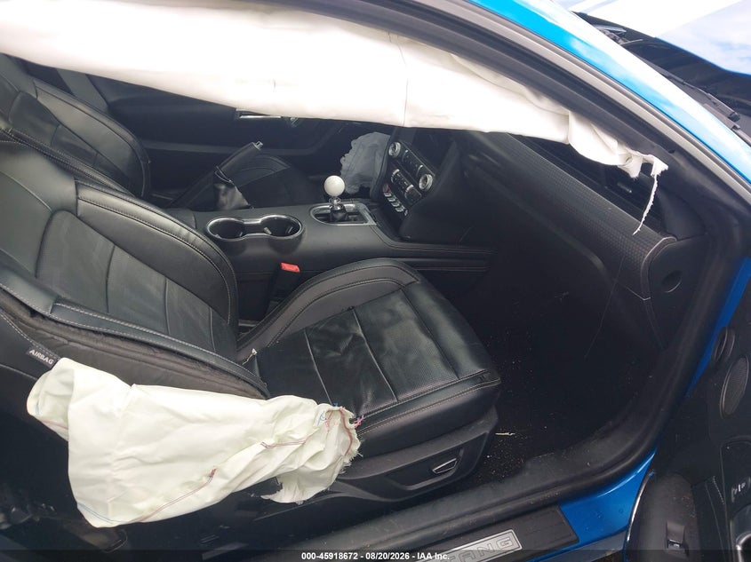 2019 FORD MUSTANG auction photo 5