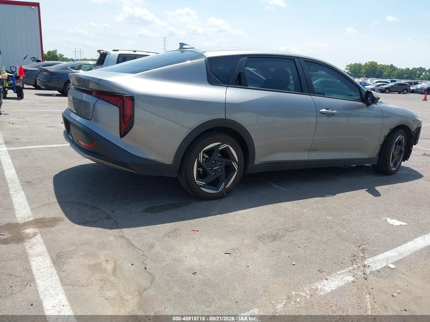 2025 KIA K4 EX · Фото 4