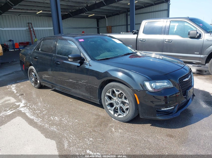 Vin: 2c3ccaggxhh586070, lot: 46417831, chrysler 300 300s awd 2017 img_1