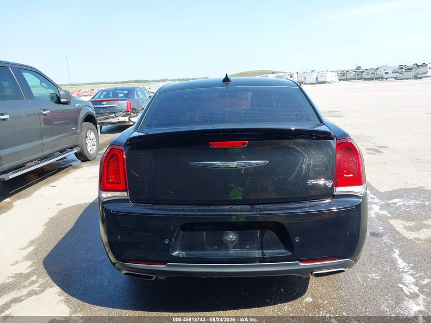 2017 CHRYSLER 300 300S AWD · Фото 17