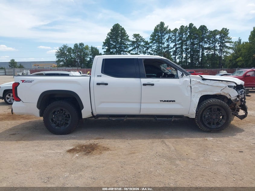 TOYOTA TUNDRA - zdjęcie 14