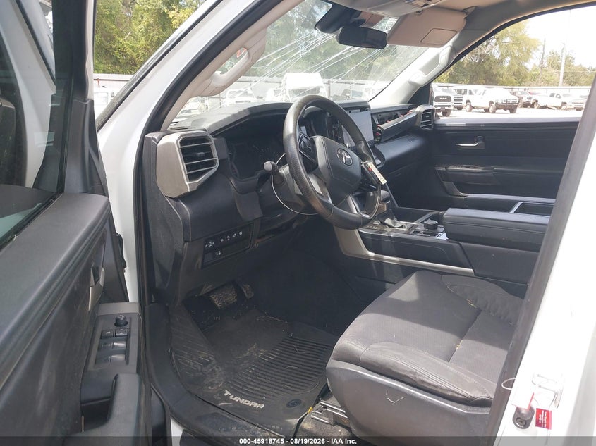 TOYOTA TUNDRA - zdjęcie 5