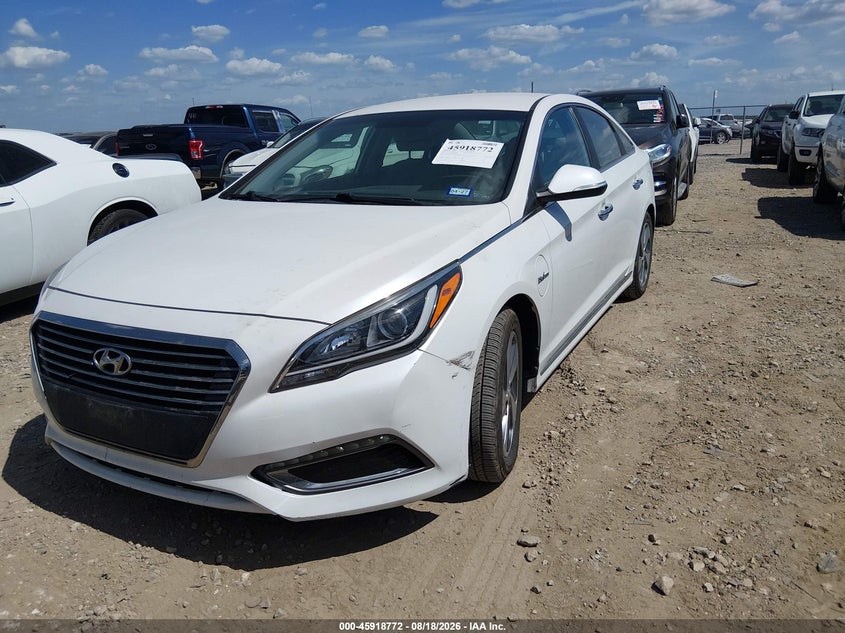 2017 Hyundai Sonata, Normal Wear & Tear, IAAI, VIN KMHE14L20HA044993 — photo 2