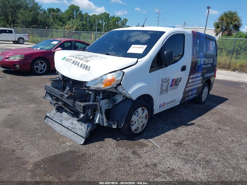 2015 Nissan NV200, Удар спереду, IAAI, VIN 3N6CM0KN6FK734179 — фото 2