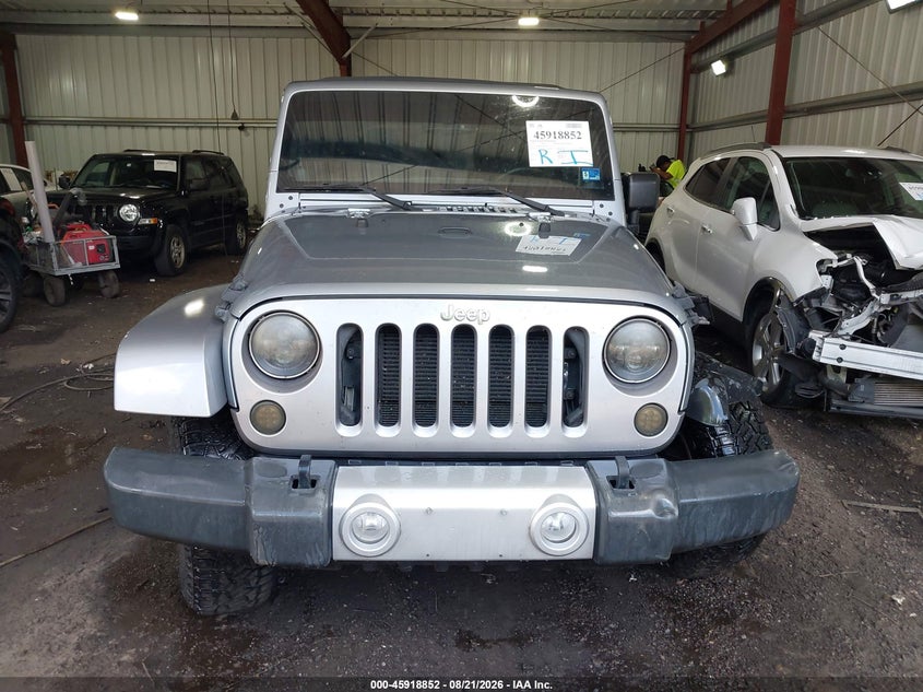 2013 JEEP WRANGLER UNLIMITED SAHARA · Фото 13