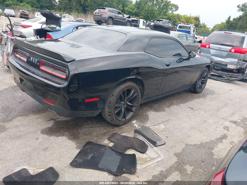 DODGE CHALLENGER - zdjęcie 4
