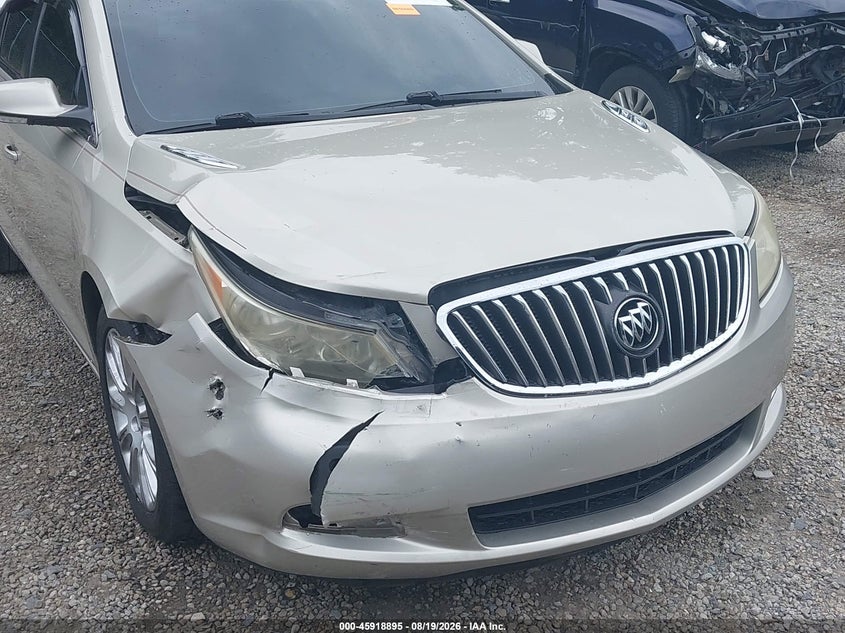 Фото 17 - BUICK LACROSSE