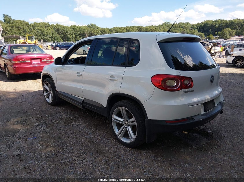 2009 VOLKSWAGEN TIGUAN auction photo 3