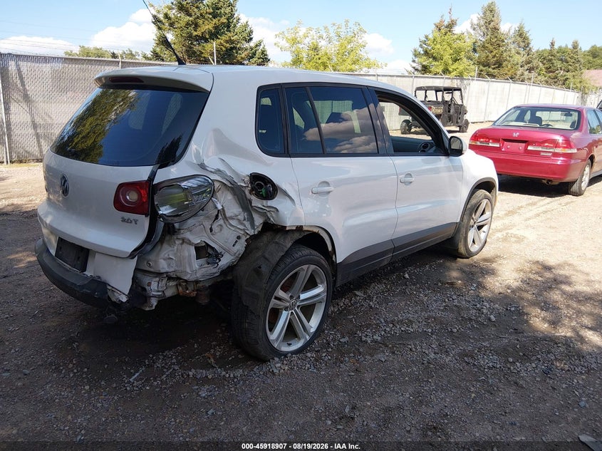 2009 VOLKSWAGEN TIGUAN auction photo 4