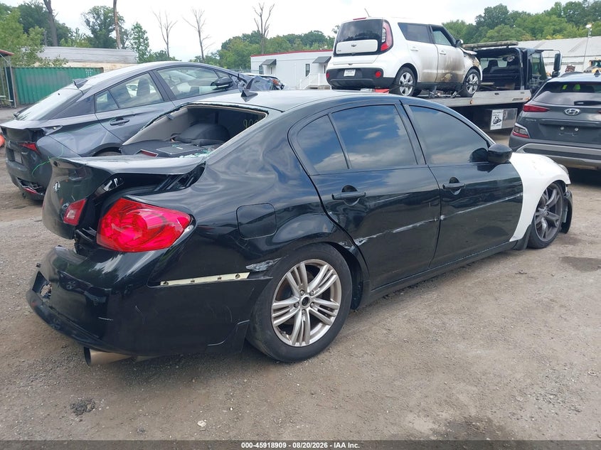 2013 INFINITI G37X — zdjęcie 4