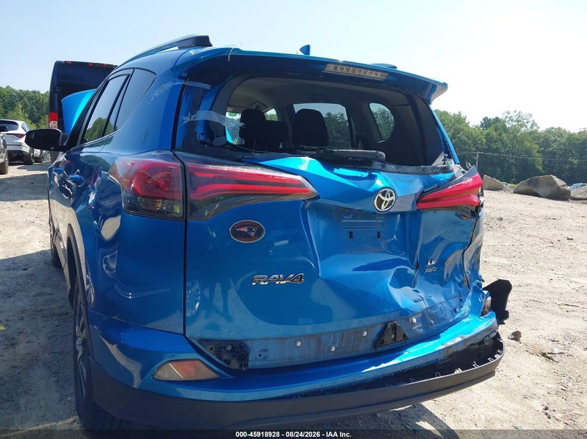 TOYOTA RAV4 - zdjęcie 18