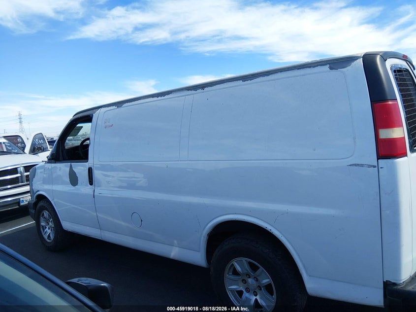 Фото 13 - CHEVROLET EXPRESS