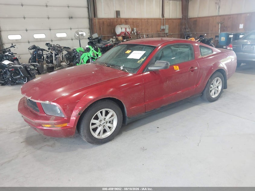 2006 FORD MUSTANG auction photo 2