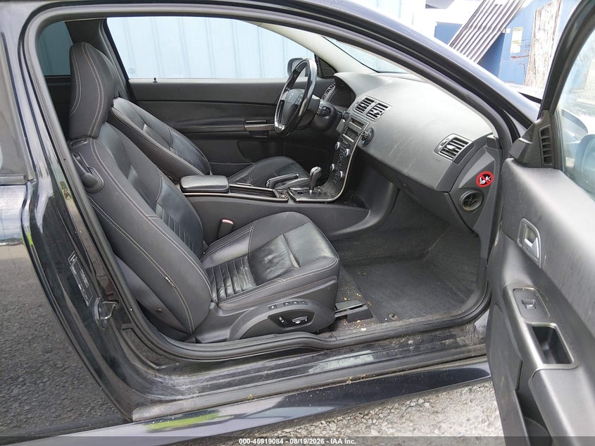 2011 VOLVO C30 auction photo 5