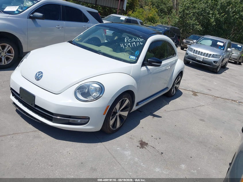 2013 VOLKSWAGEN BEETLE auction photo 2