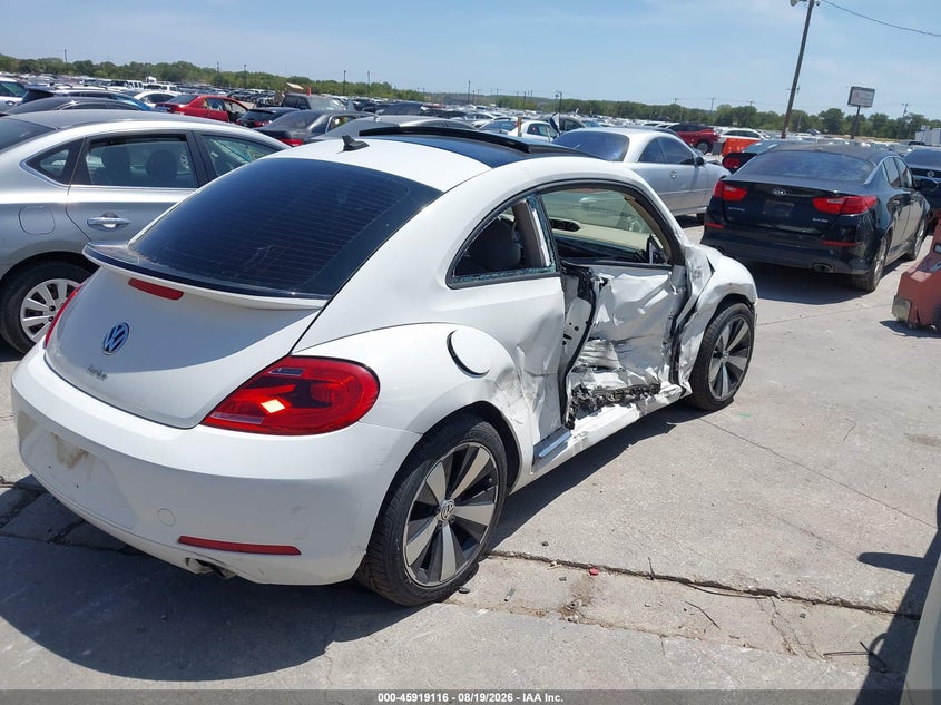 2013 VOLKSWAGEN BEETLE auction photo 4