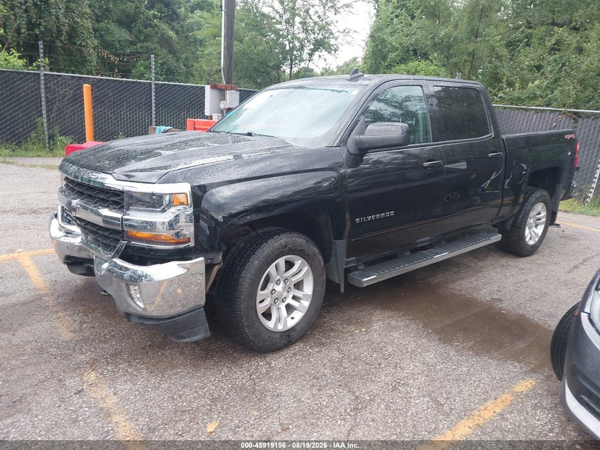 2017 Chevrolet Silverado, Удар спереди, IAAI, VIN 3GCUKREC6HG309403 — фото 2
