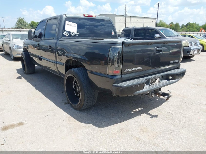 2004 CHEVROLET SILVERADO 1500 auction photo 3