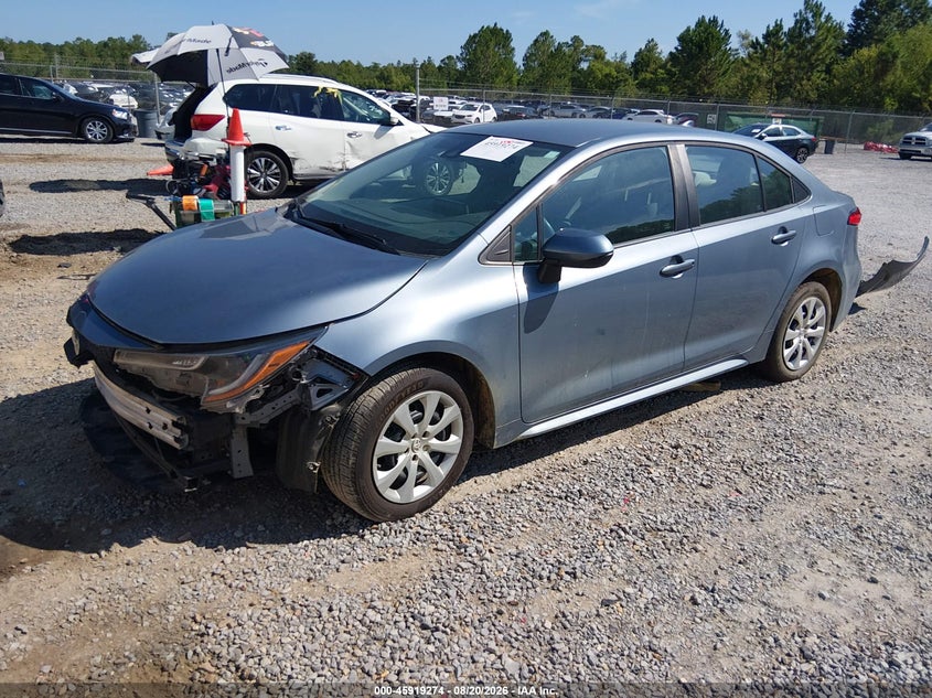 2021 Toyota Corolla, Exterior Burn, IAAI, VIN 5YFEPMAE9MP270228 — photo 2