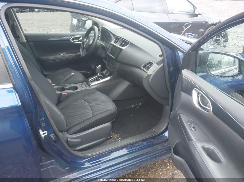 2019 NISSAN SENTRA auction photo 5