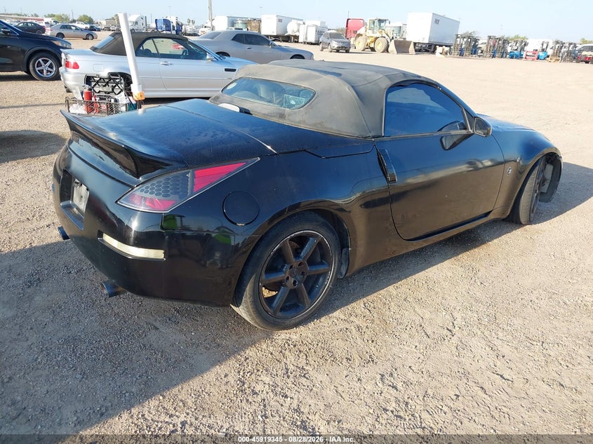 2005 NISSAN 350Z auction photo 4