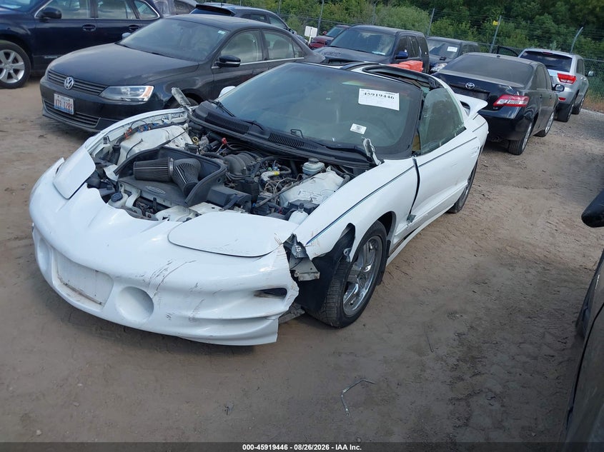 1998 Pontiac Firebird, Theft Recovery, IAAI, VIN 2G2FV22G8W2230799 — photo 2