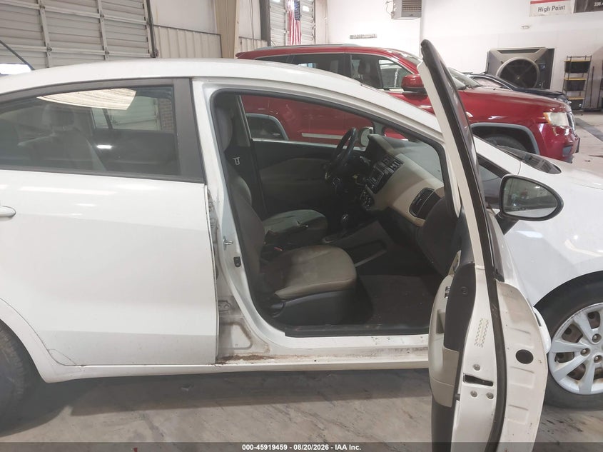 2016 KIA RIO auction photo 5