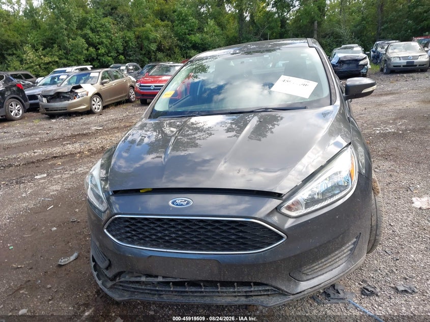 FORD FOCUS 2015 VIN 1FADP3F29FL352062