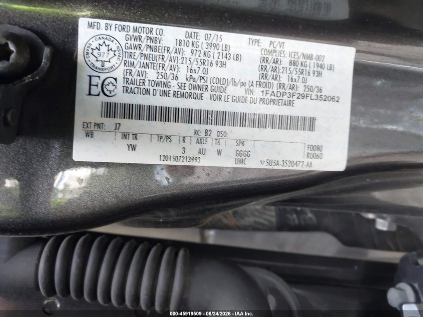 FORD FOCUS 2015 VIN 1FADP3F29FL352062