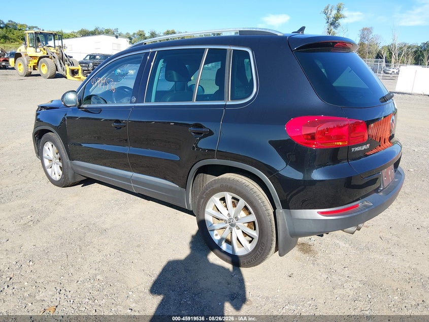 VOLKSWAGEN TIGUAN 2017 VIN WVGSV7AX1HK002933