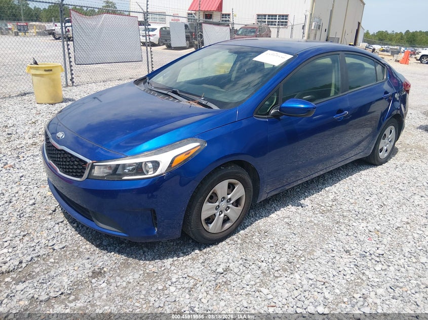 2018 Kia Forte, Normal Wear & Tear, IAAI, VIN 3KPFK4A78JE275857 — photo 2