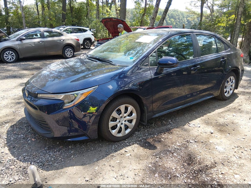 2026 Toyota Corolla, Right Side, IAAI, VIN 5YFB4MDE4TP362529 — photo 2