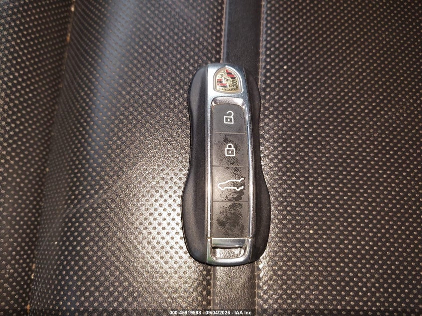 PORSCHE CAYENNE - zdjęcie 11