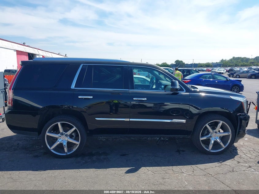 CADILLAC ESCALADE - zdjęcie 13