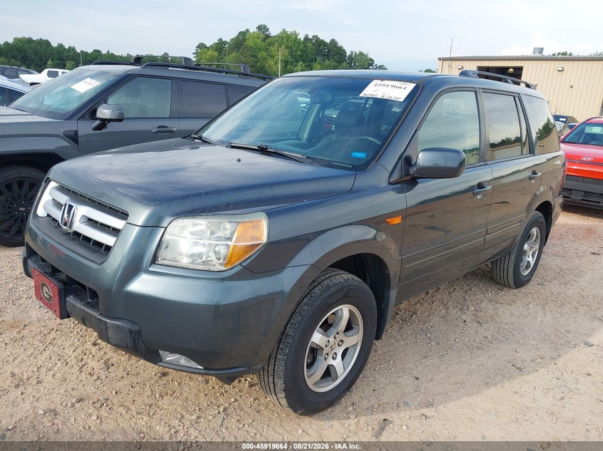 2006 Honda Pilot, Rear, IAAI, VIN 2HKYF18646H542617 — photo 2
