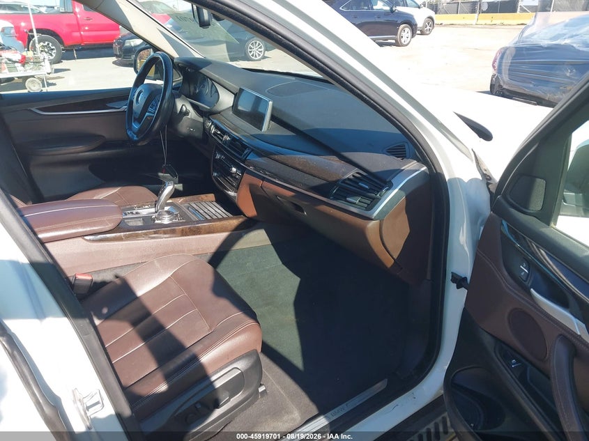 BMW X5 2016 VIN 5UXKR0C58G0P34688