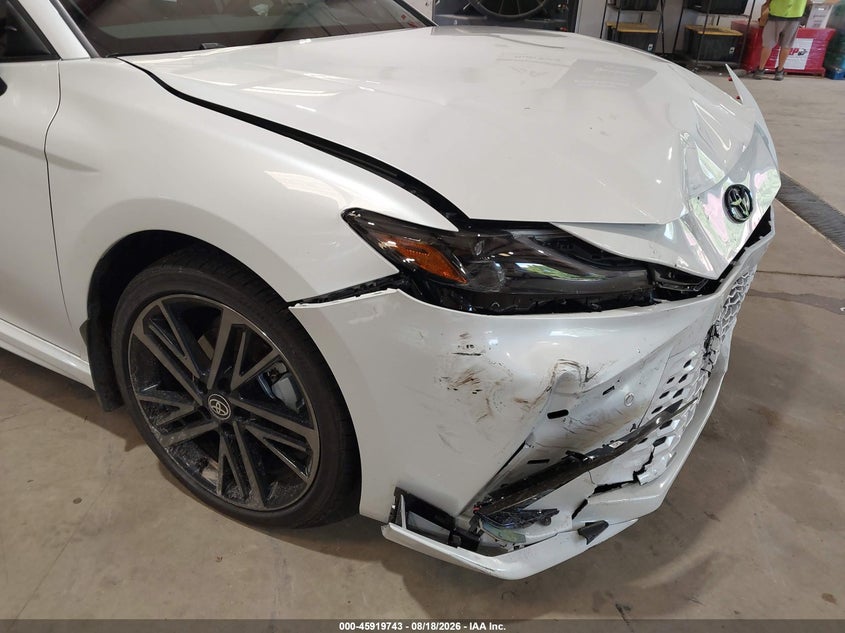 Фото 6 - TOYOTA CAMRY