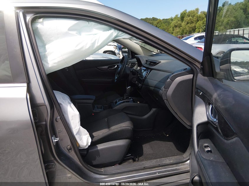 2017 NISSAN ROGUE auction photo 5