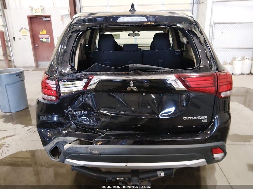 2017 MITSUBISHI OUTLANDER auction photo 6