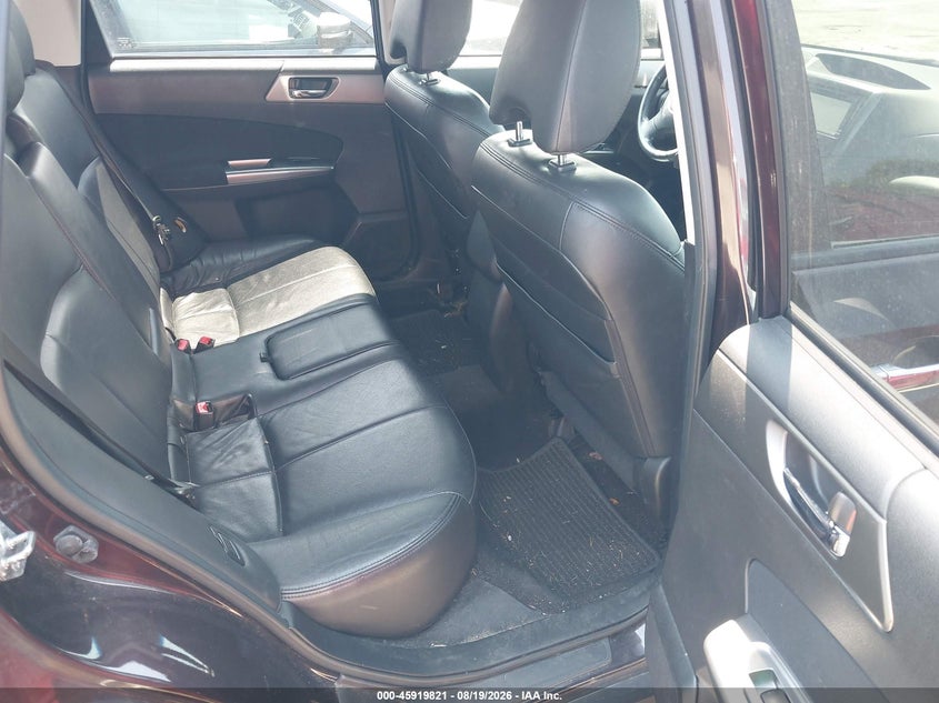 2013 SUBARU FORESTER auction photo 8