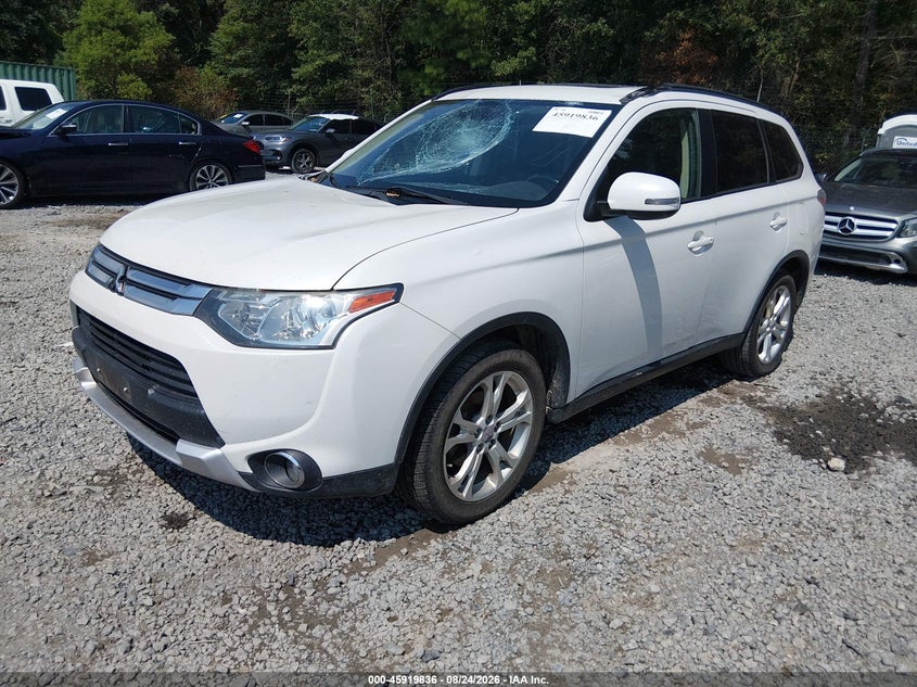 2015 Mitsubishi Outlander, Удар спереди, IAAI, VIN JA4AD3A36FZ006726 — фото 2