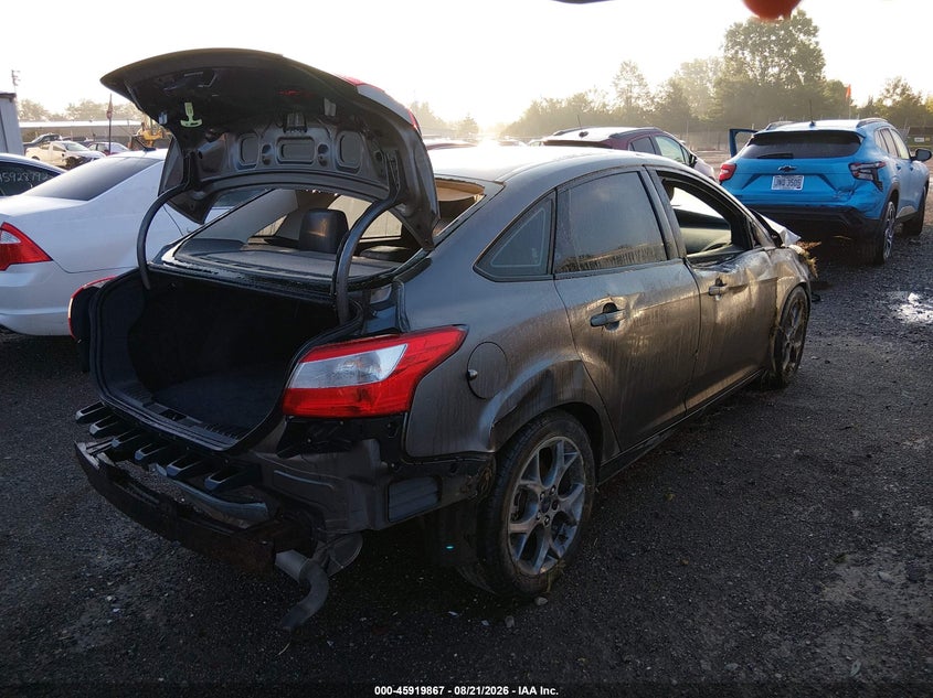 2013 FORD FOCUS auction photo 4