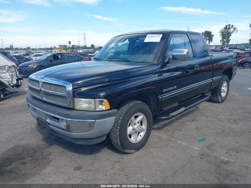 1996 Dodge RAM, Rear, IAAI, VIN 3B7HC13Z0TG138521 — photo 2