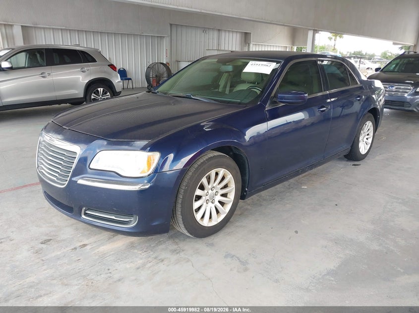 2014 Chrysler 300, Обычный износ, IAAI, VIN 2C3CCAAG6EH146691 — фото 2