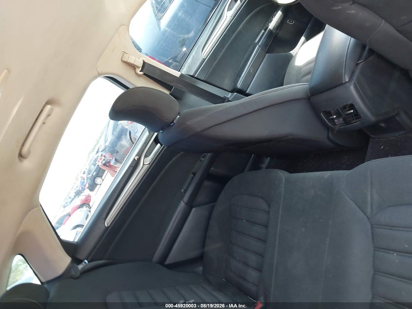 2017 FORD FUSION HYBRID auction photo 8