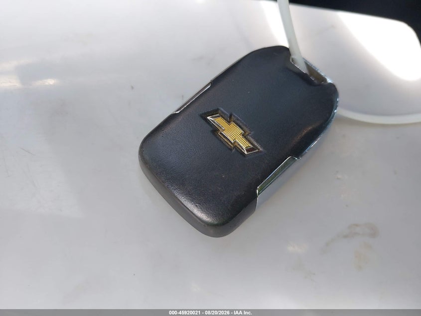 CHEVROLET SUBURBAN - zdjecie 11