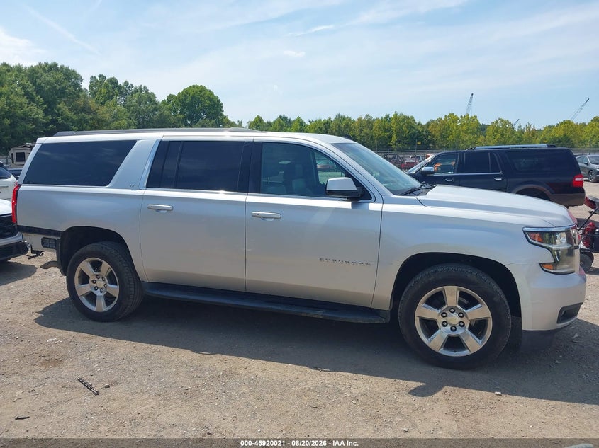 CHEVROLET SUBURBAN - zdjecie 14